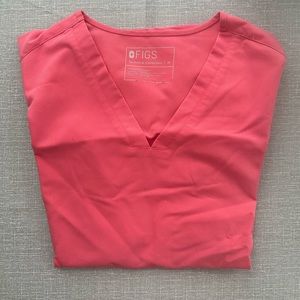 Figs Casma Scrub Top: Women’s Medium Electric Pink 
Smoke free home
3 pockets
